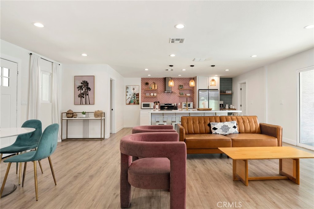 2214 Edna Drive