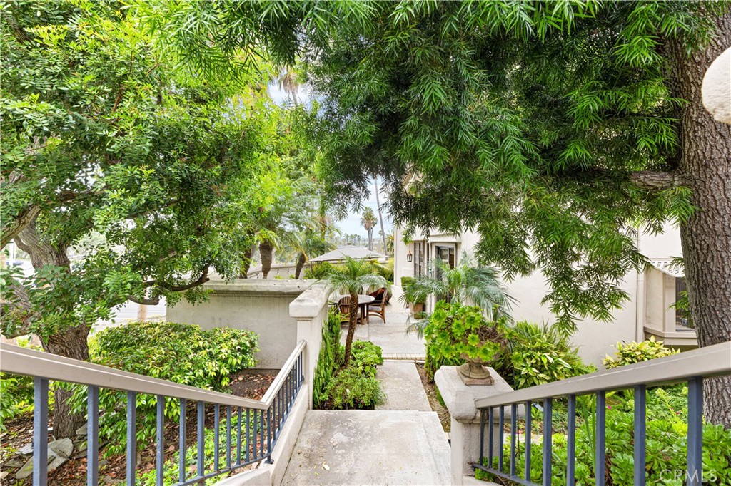 1 Sea Cove Lane