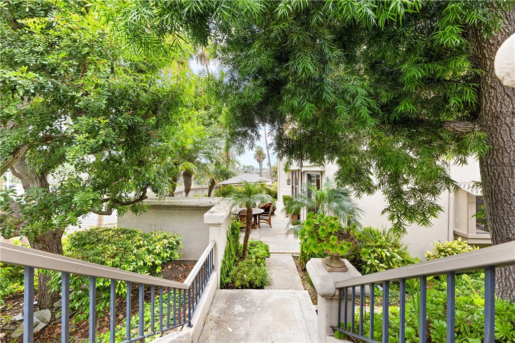 1 Sea Cove Lane