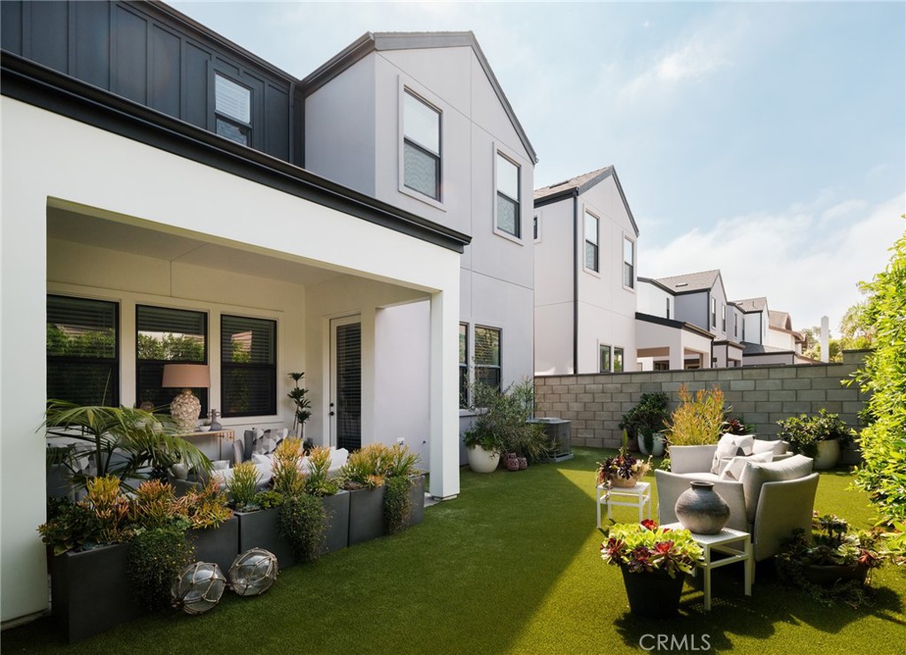 18009 Hazel Court
