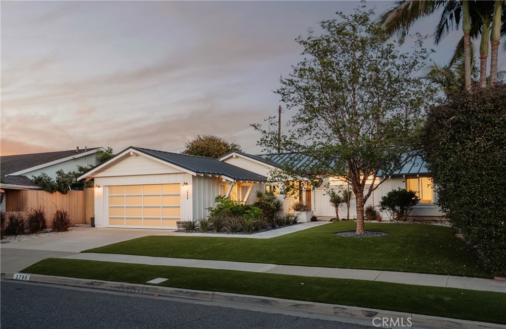2798 Francis Lane