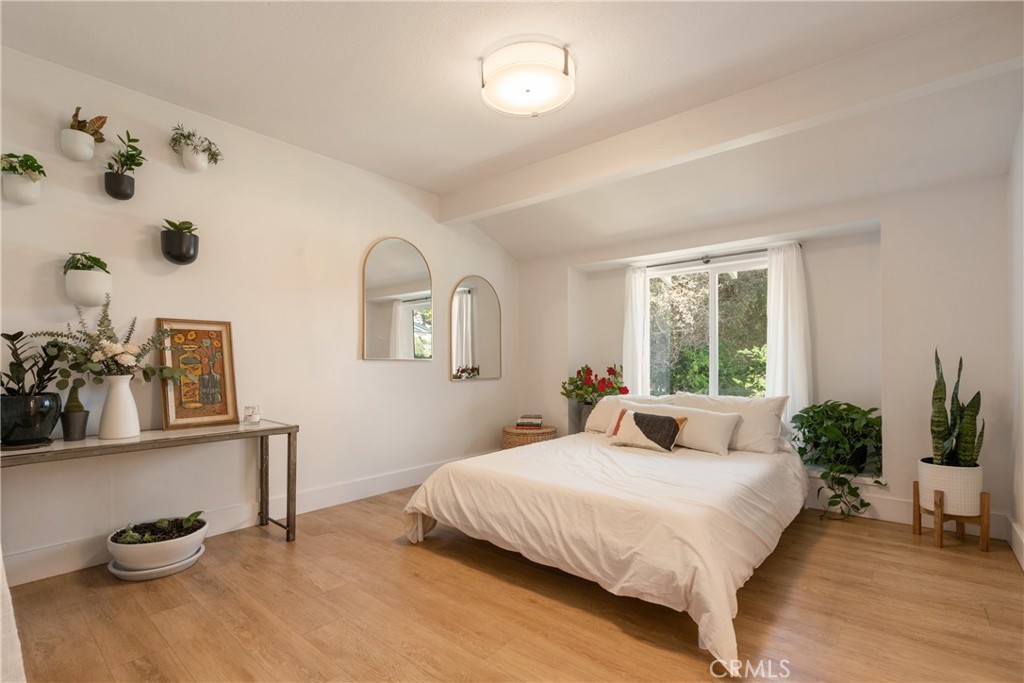 2798 Francis Lane