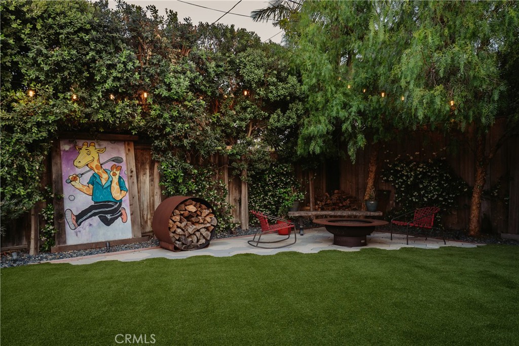 2798 Francis Lane