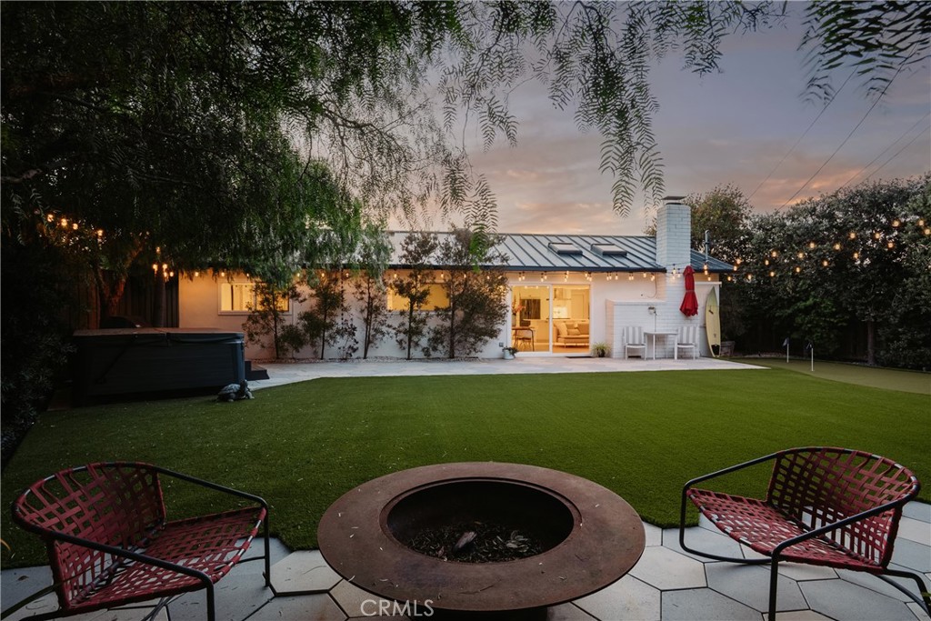 2798 Francis Lane