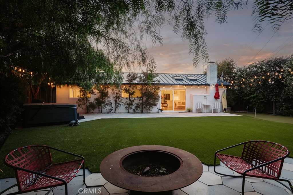 2798 Francis Lane