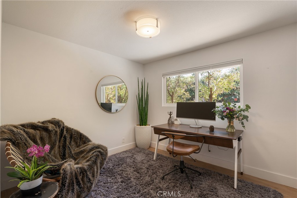 2798 Francis Lane
