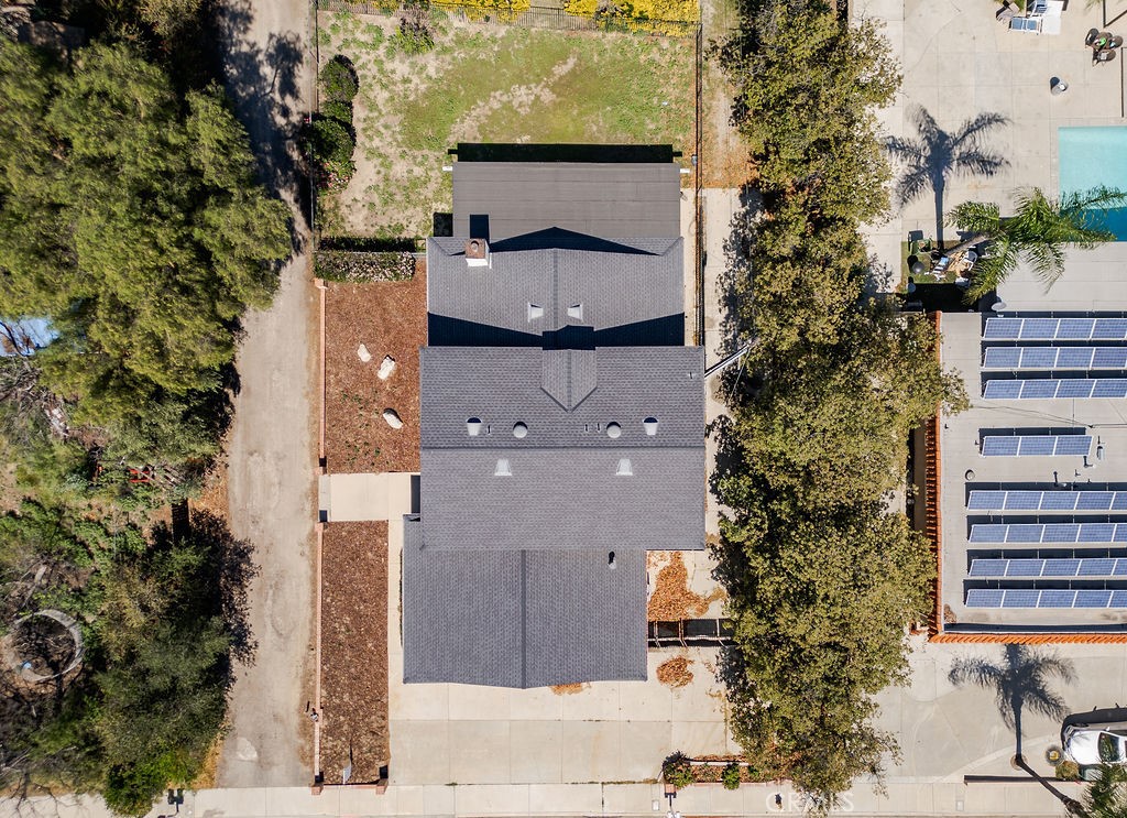 4989 Cochran Street