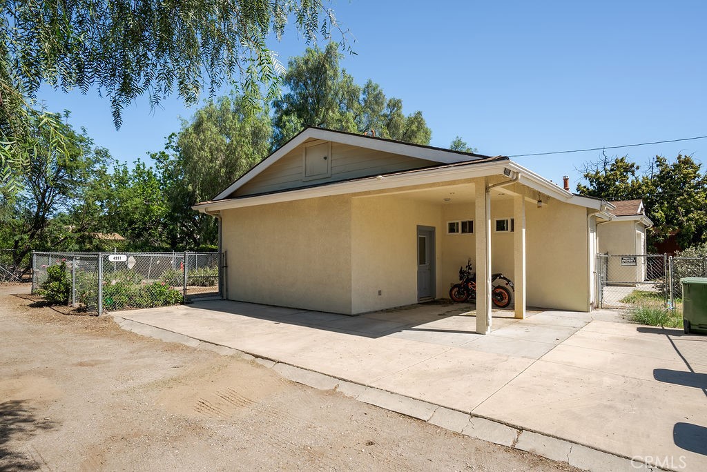 4989 Cochran Street