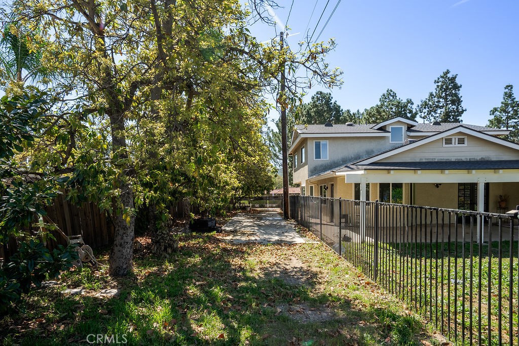 4989 Cochran Street