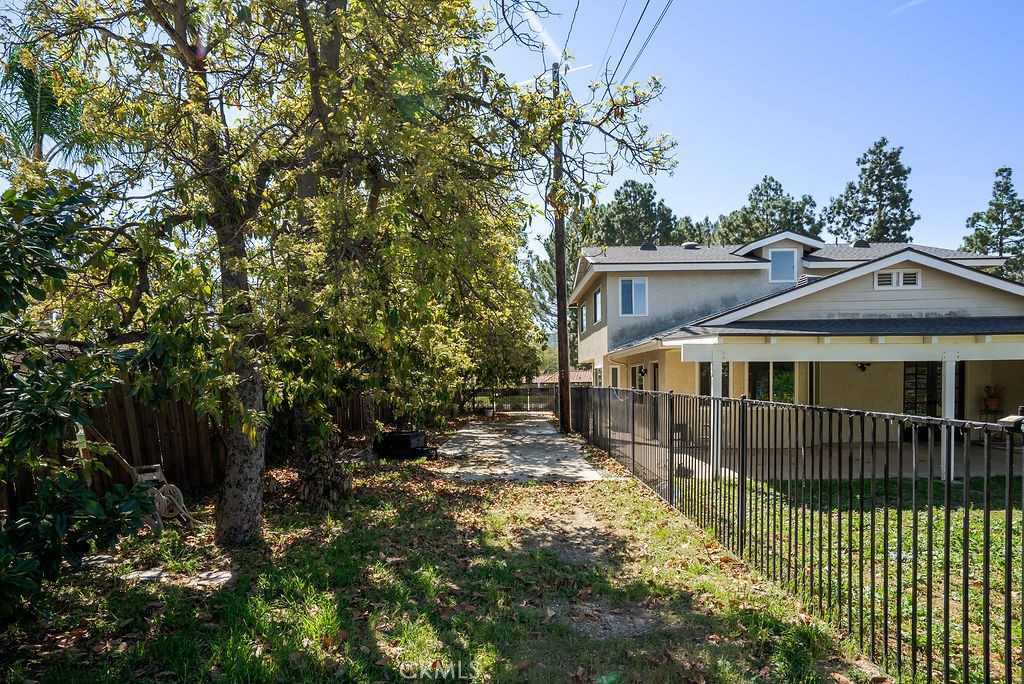 4989 Cochran Street