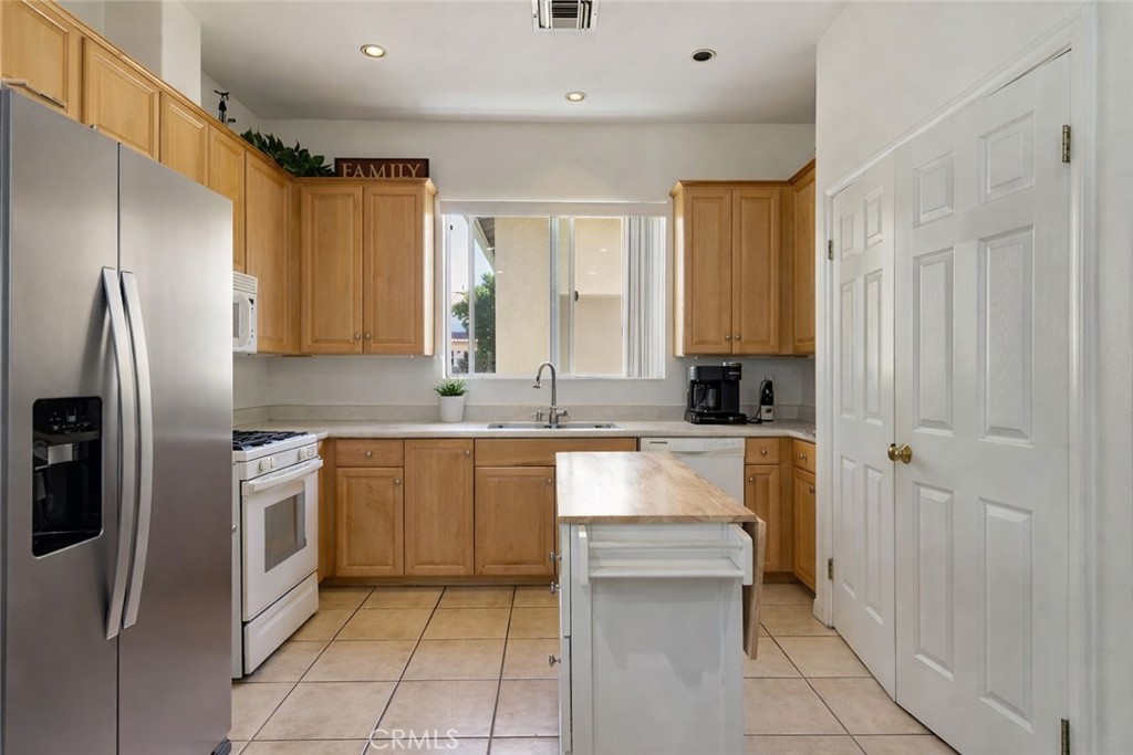 4989 Cochran Street
