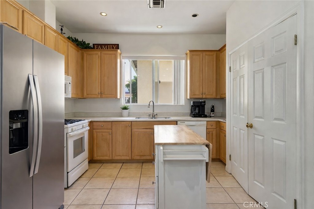 4989 Cochran Street