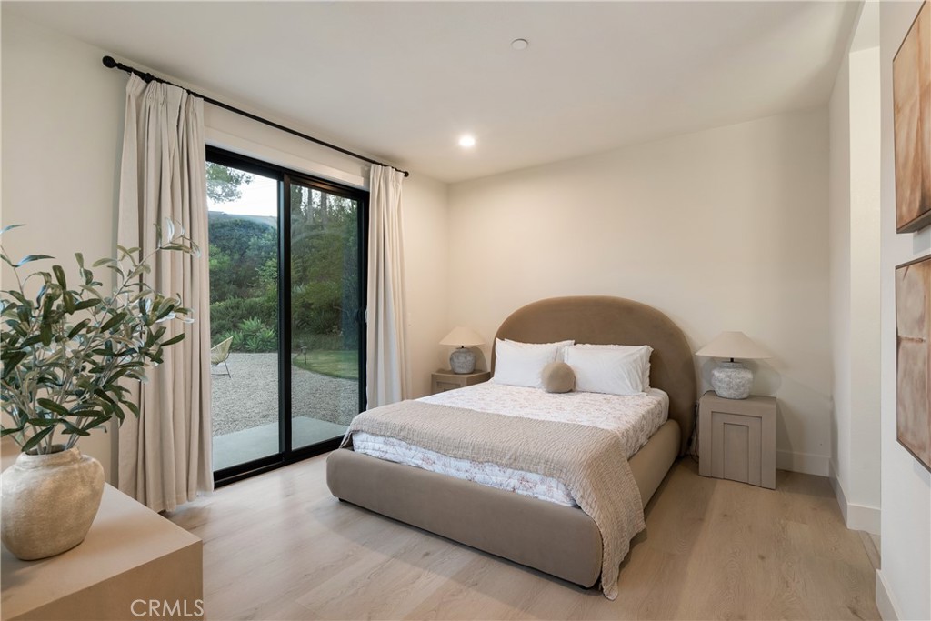 10141 Overhill Drive