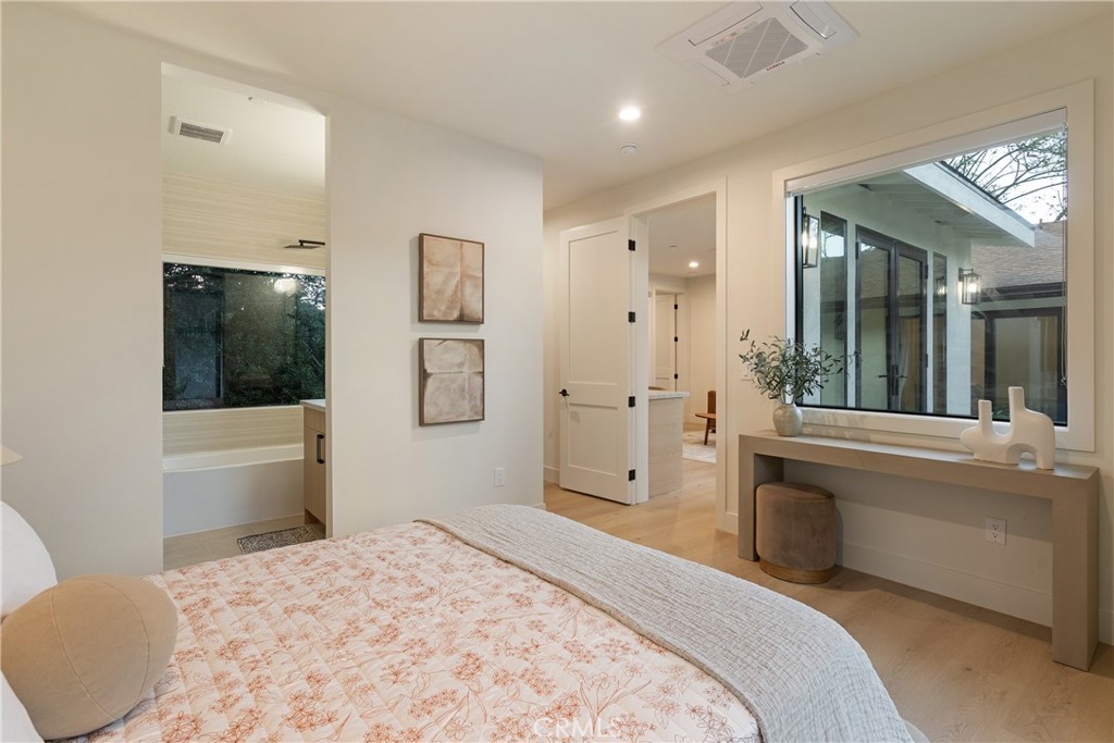 10141 Overhill Drive