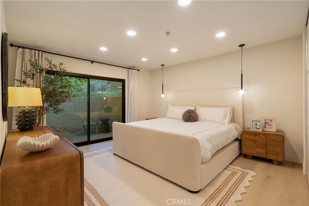 10141 Overhill Drive