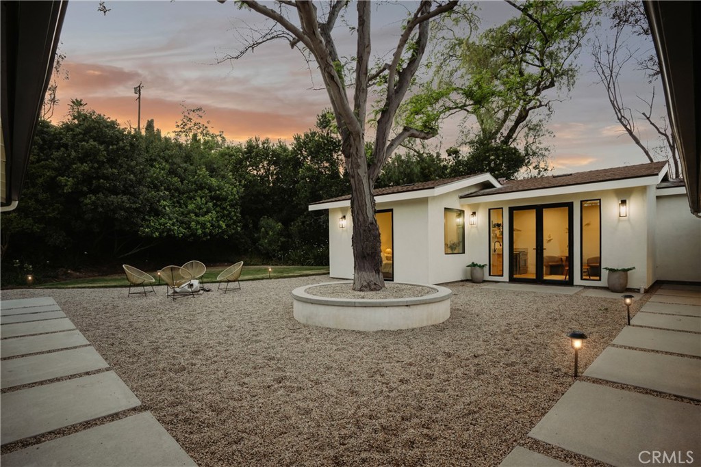 10141 Overhill Drive