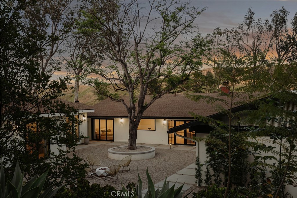 10141 Overhill Drive