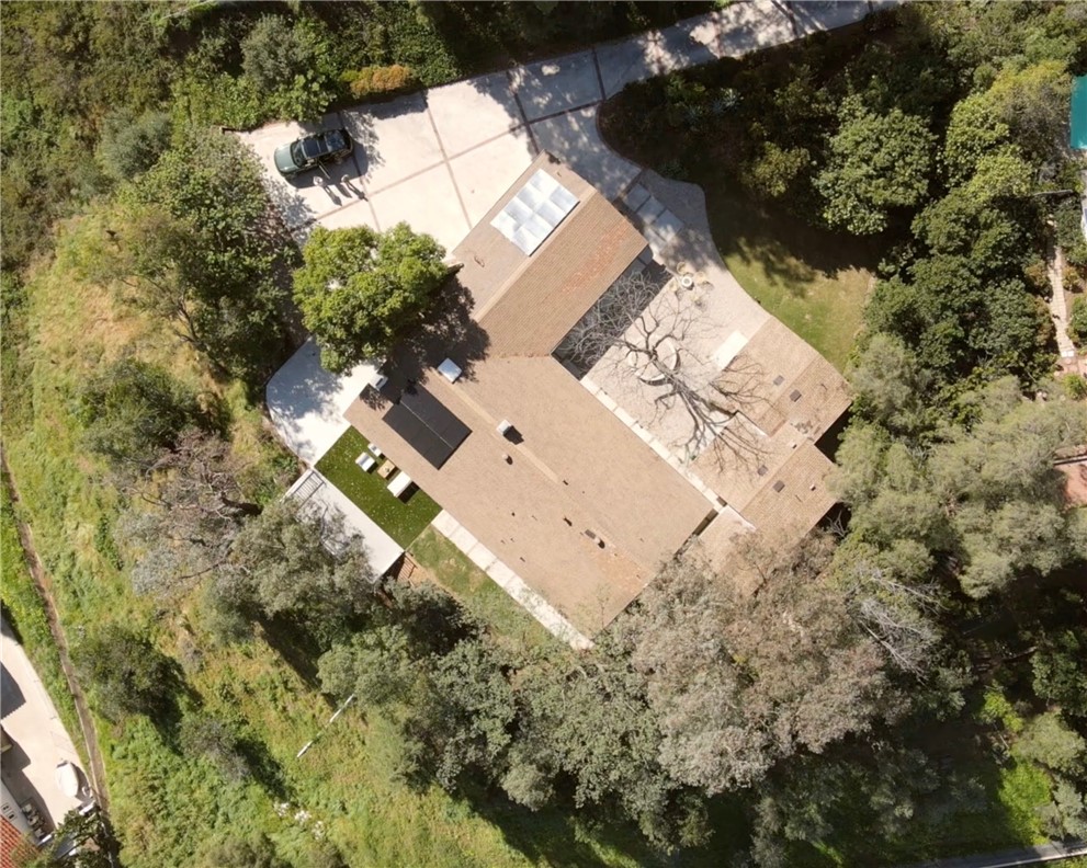 10141 Overhill Drive