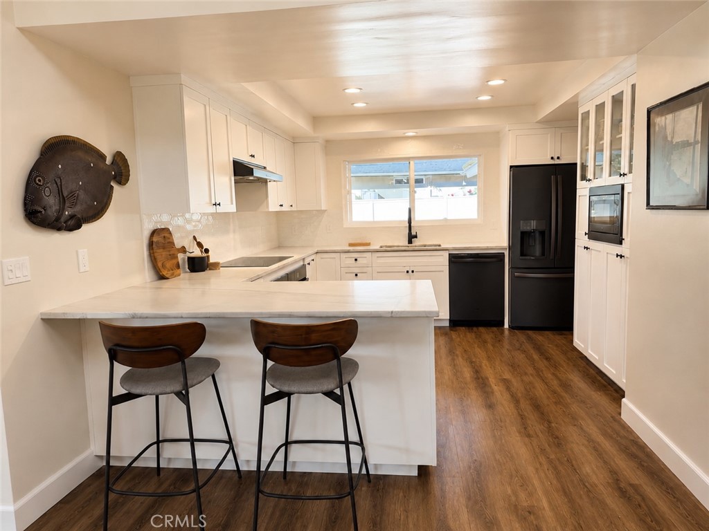 1327 San Julian