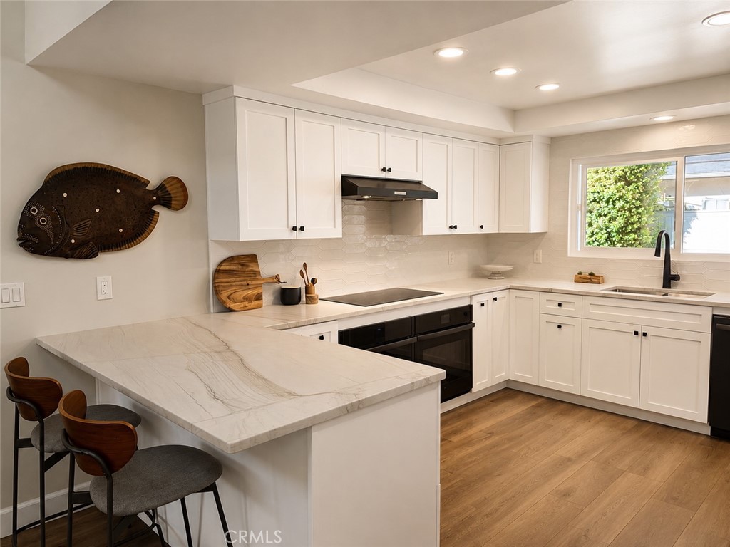 1327 San Julian