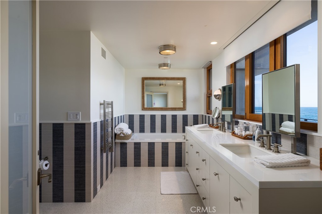1901 Ocean Way