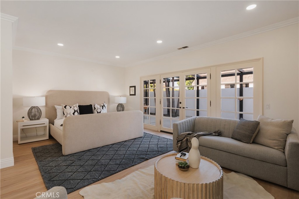 17182 Hillside Circle