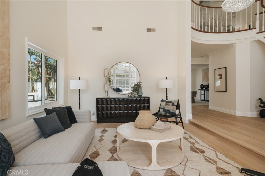 17182 Hillside Circle