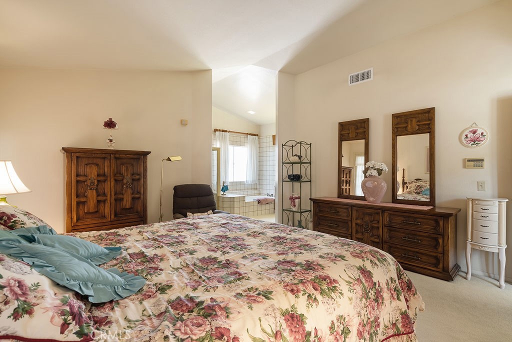 5461 E Estate Ridge