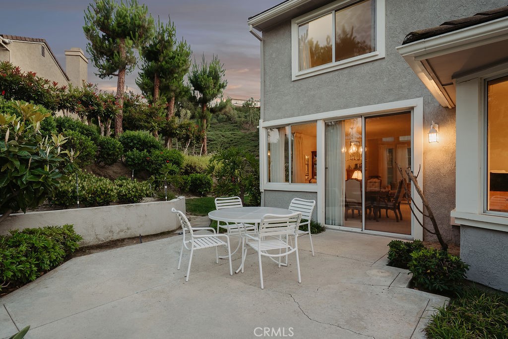5461 E Estate Ridge