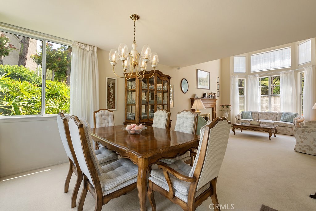 5461 E Estate Ridge