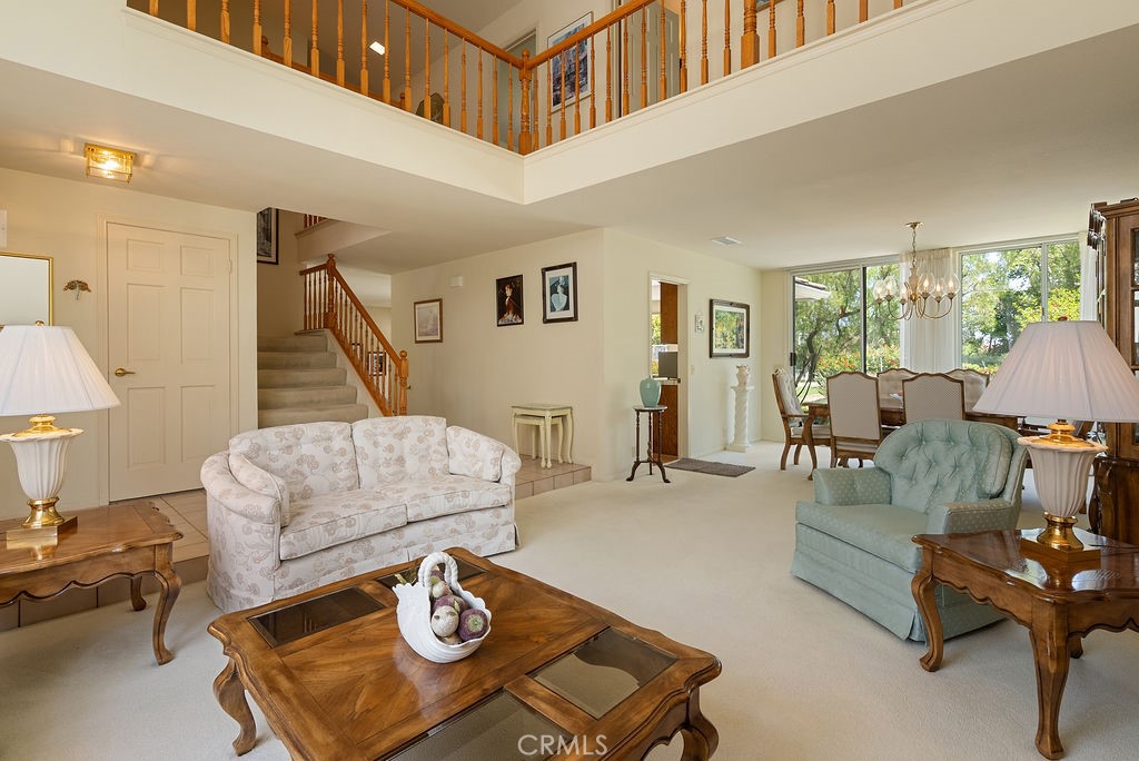 5461 E Estate Ridge
