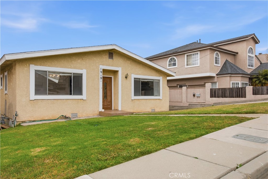 1919 Havemeyer Lane