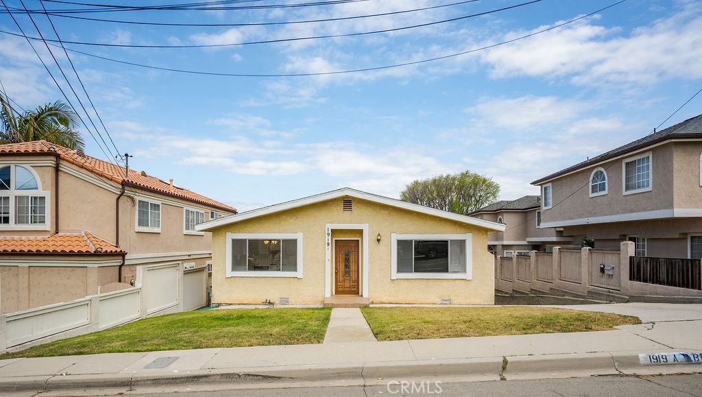 1919 Havemeyer Lane