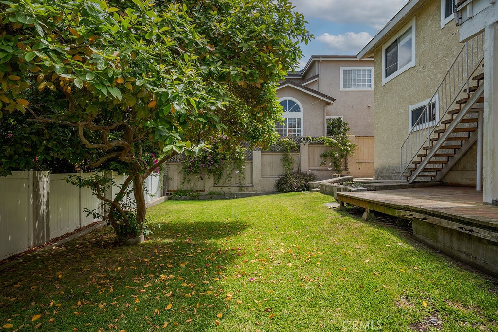 1919 Havemeyer Lane