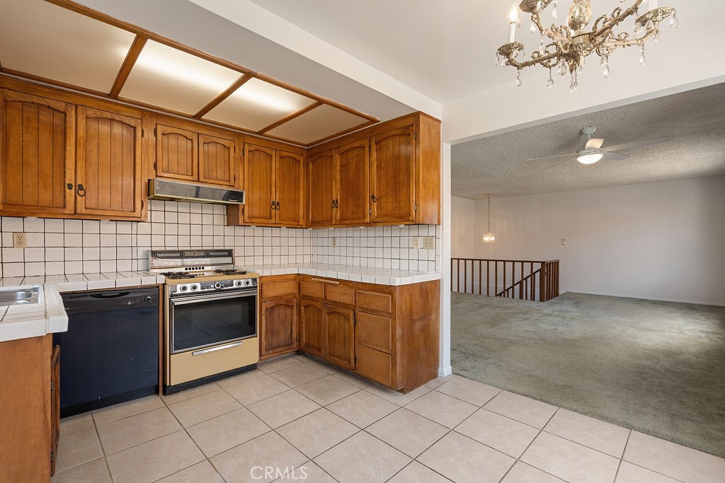 1919 Havemeyer Lane
