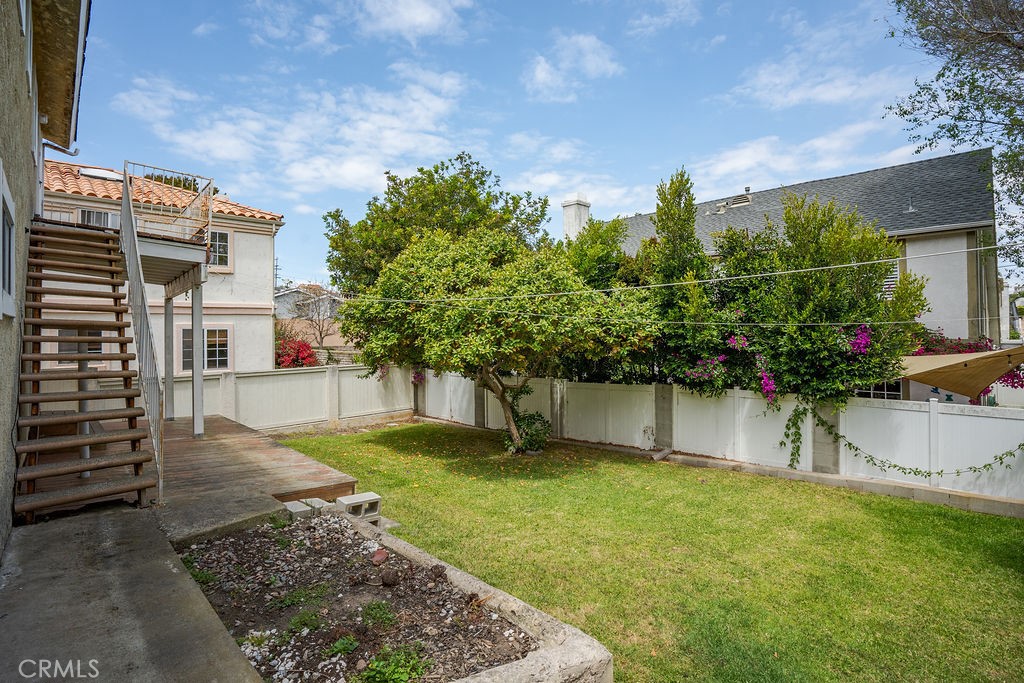 1919 Havemeyer Lane