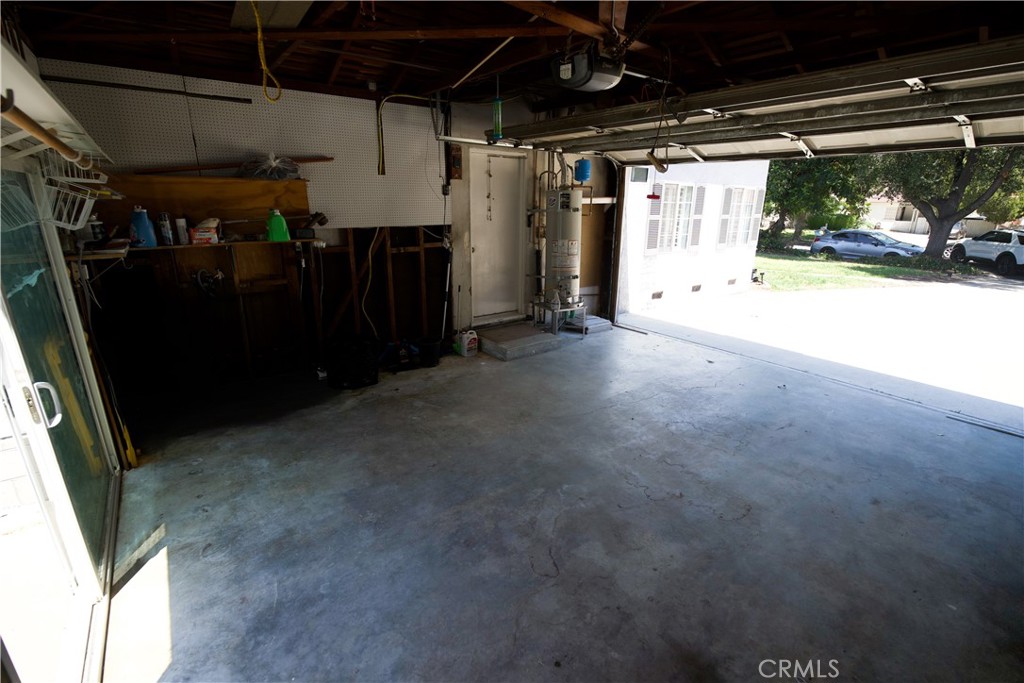 2770 Ladera