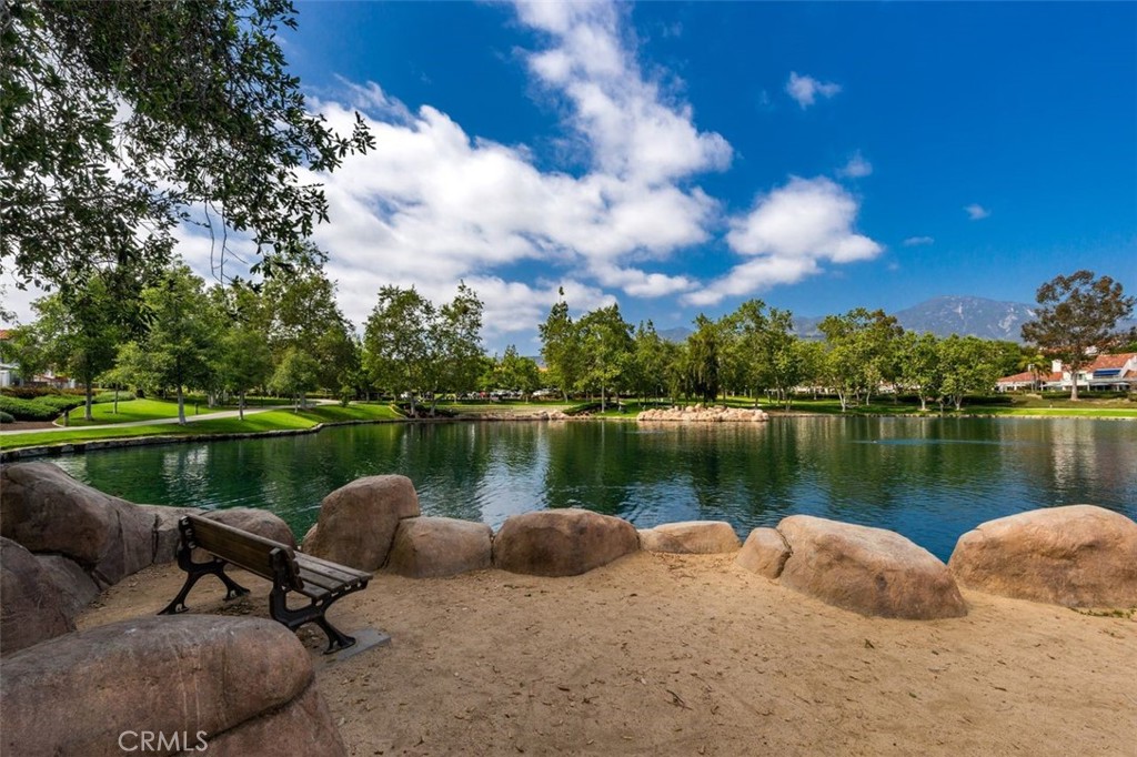 49 Montana Del Lago