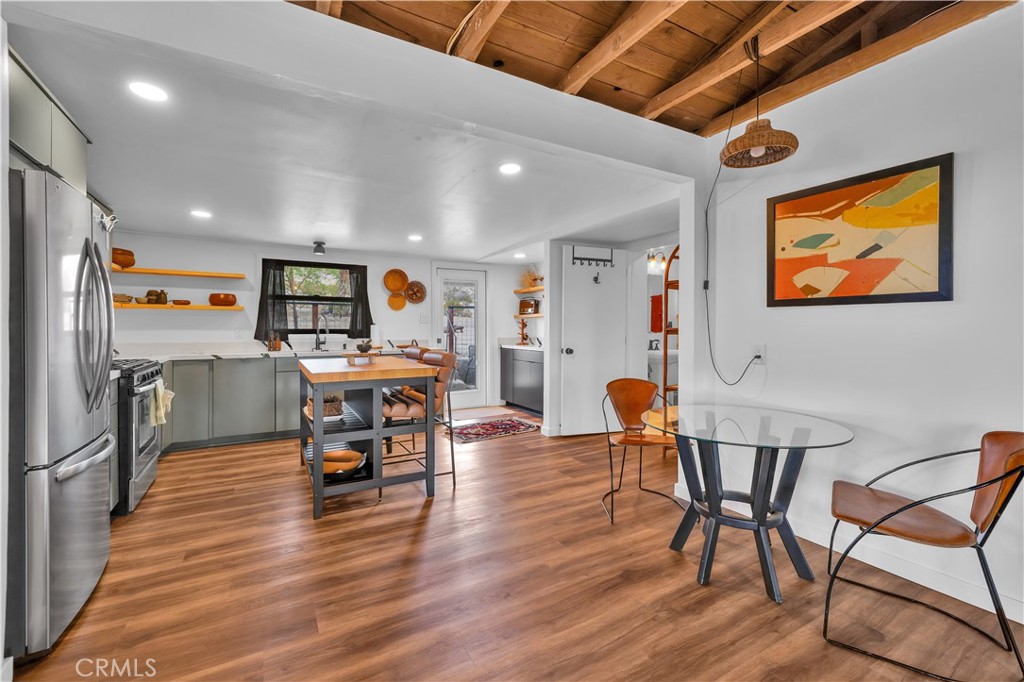 6597 Mesquite Springs