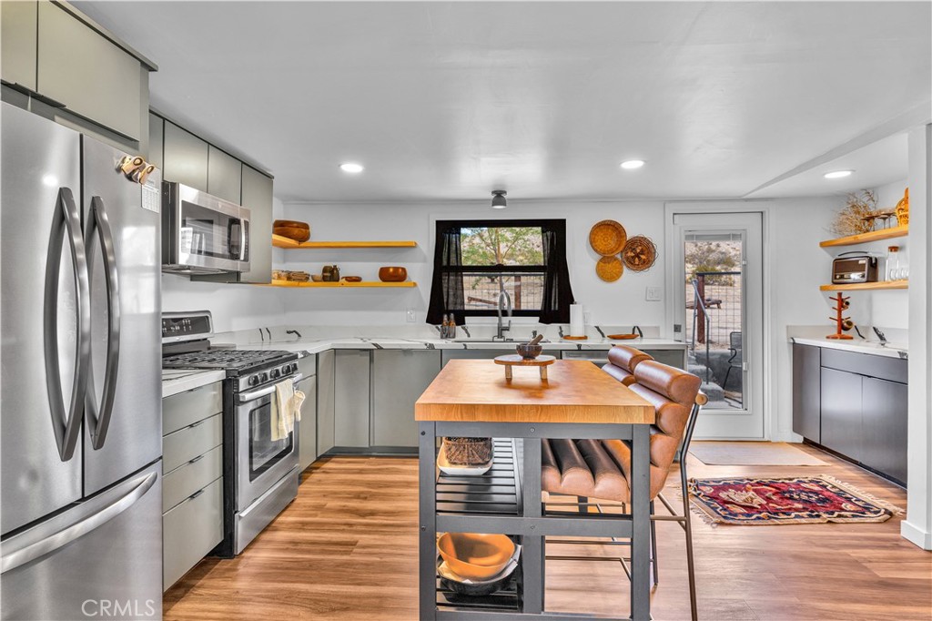 6597 Mesquite Springs