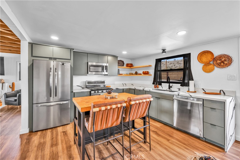 6597 Mesquite Springs