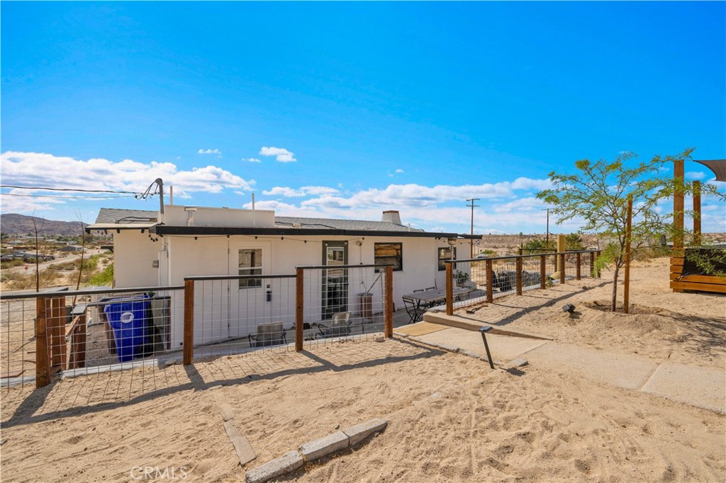 6597 Mesquite Springs