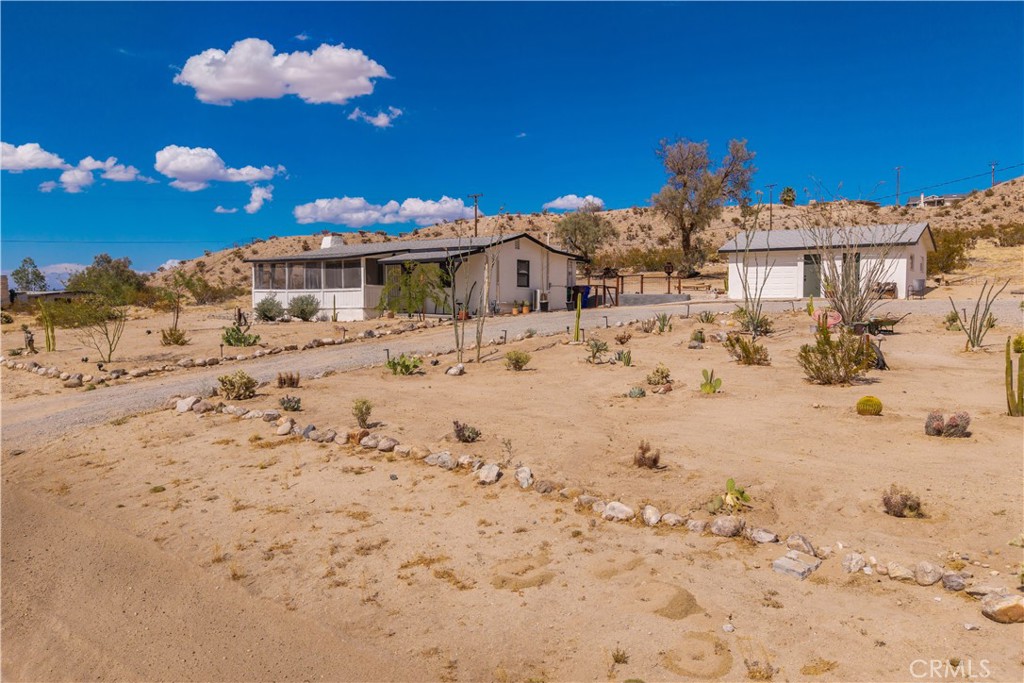 6597 Mesquite Springs
