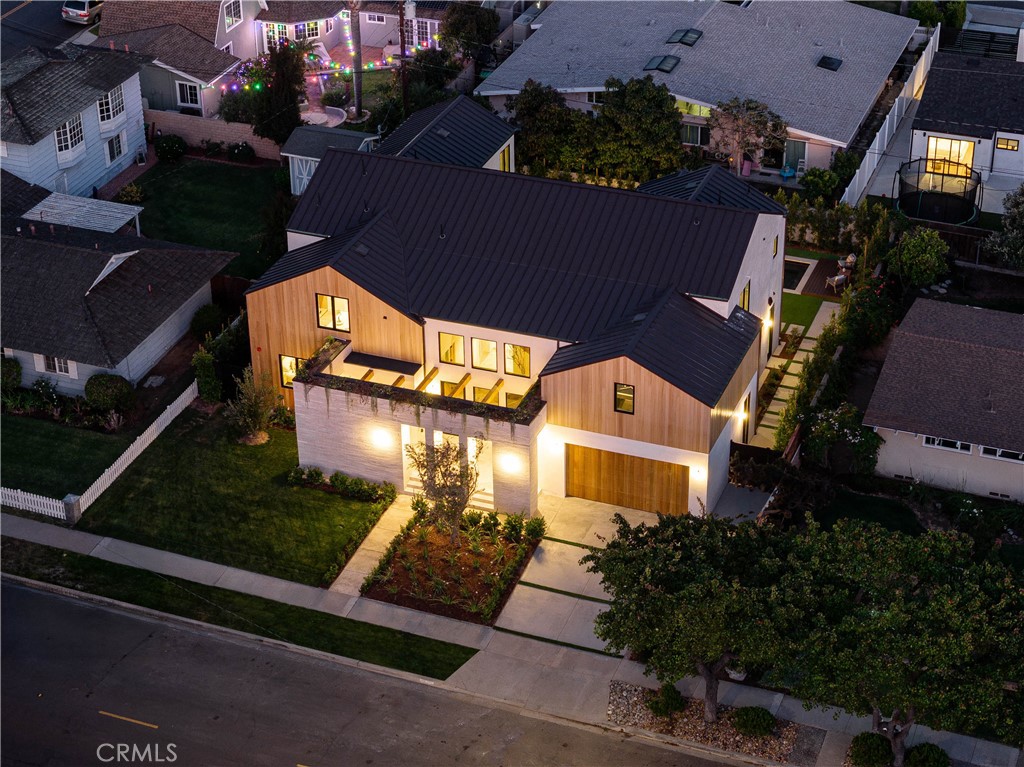 1738 Paloma Drive
