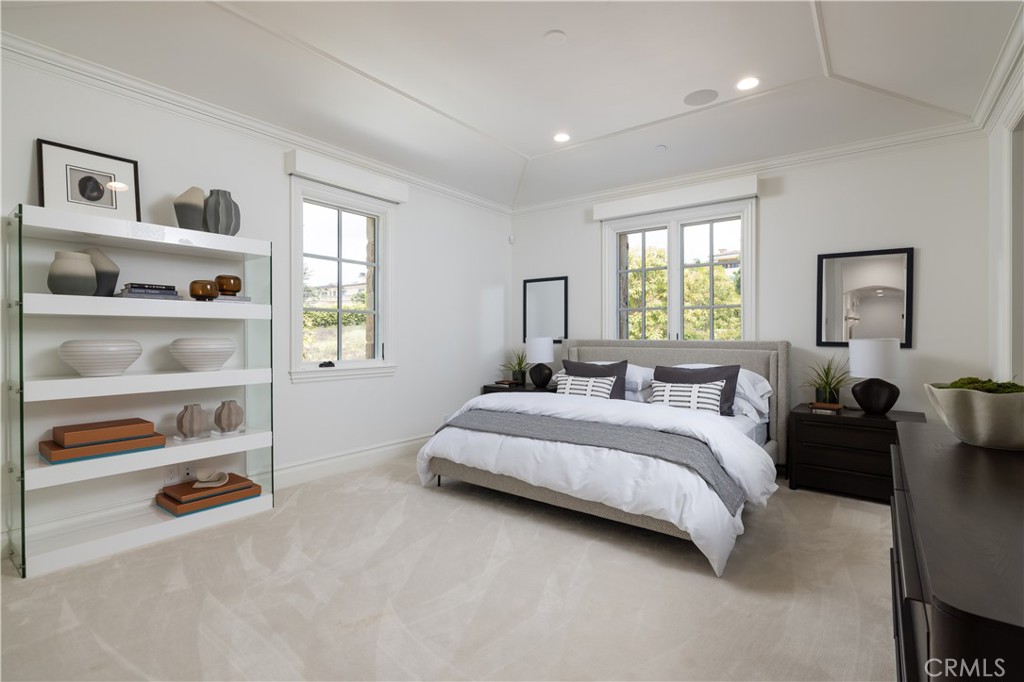 9 Pelican Crest