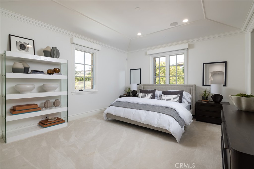 9 Pelican Crest Drive