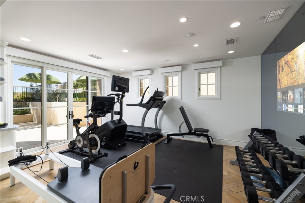 9 Pelican Crest Drive