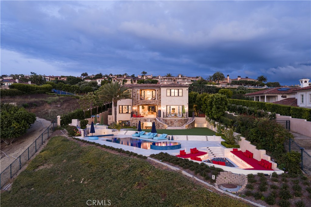 9 Pelican Crest Drive