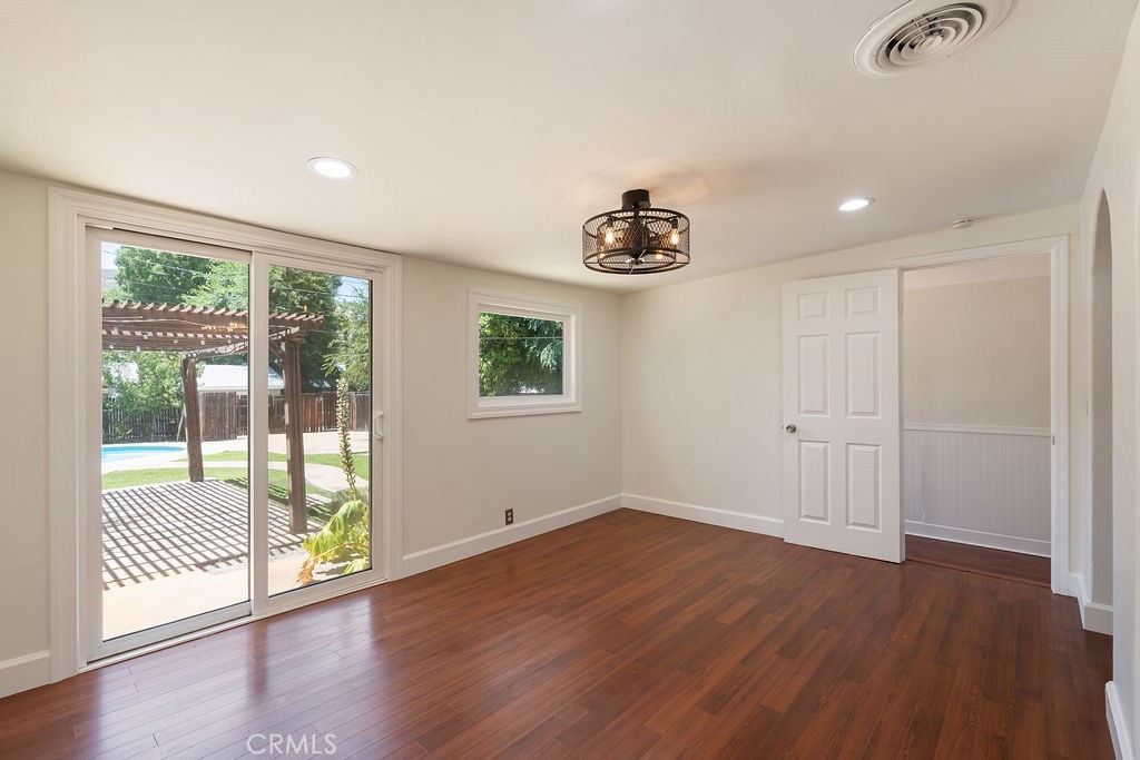 4073 Cedar Street