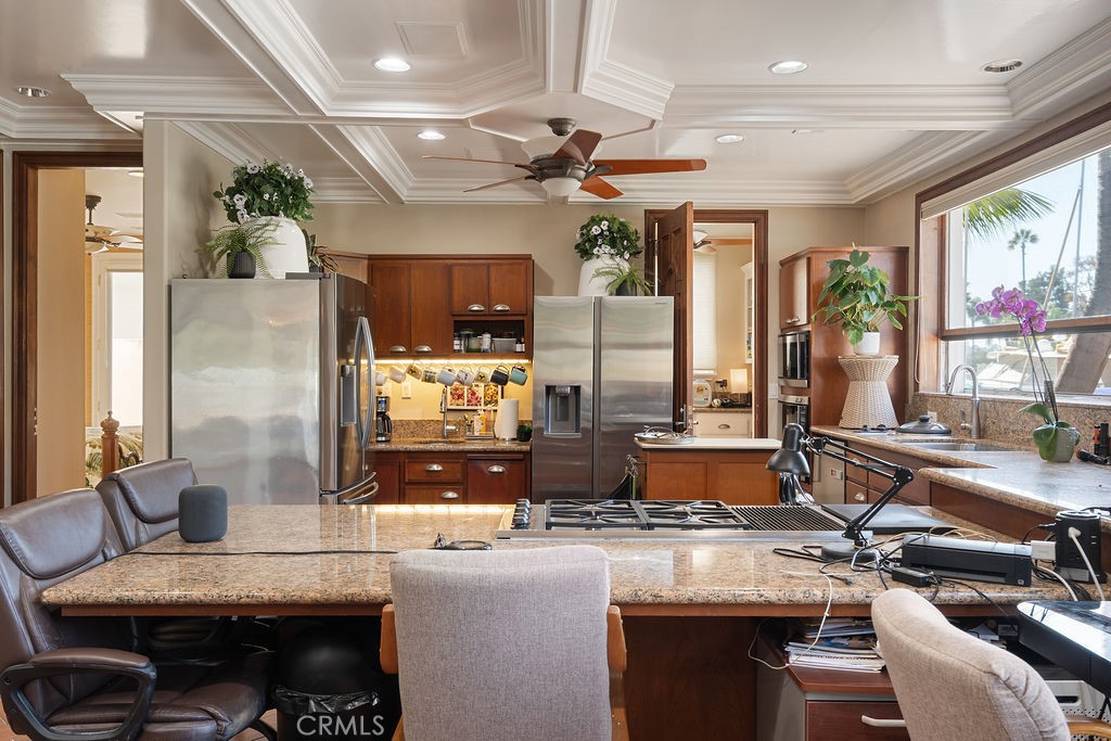842 Harbor Island Drive
